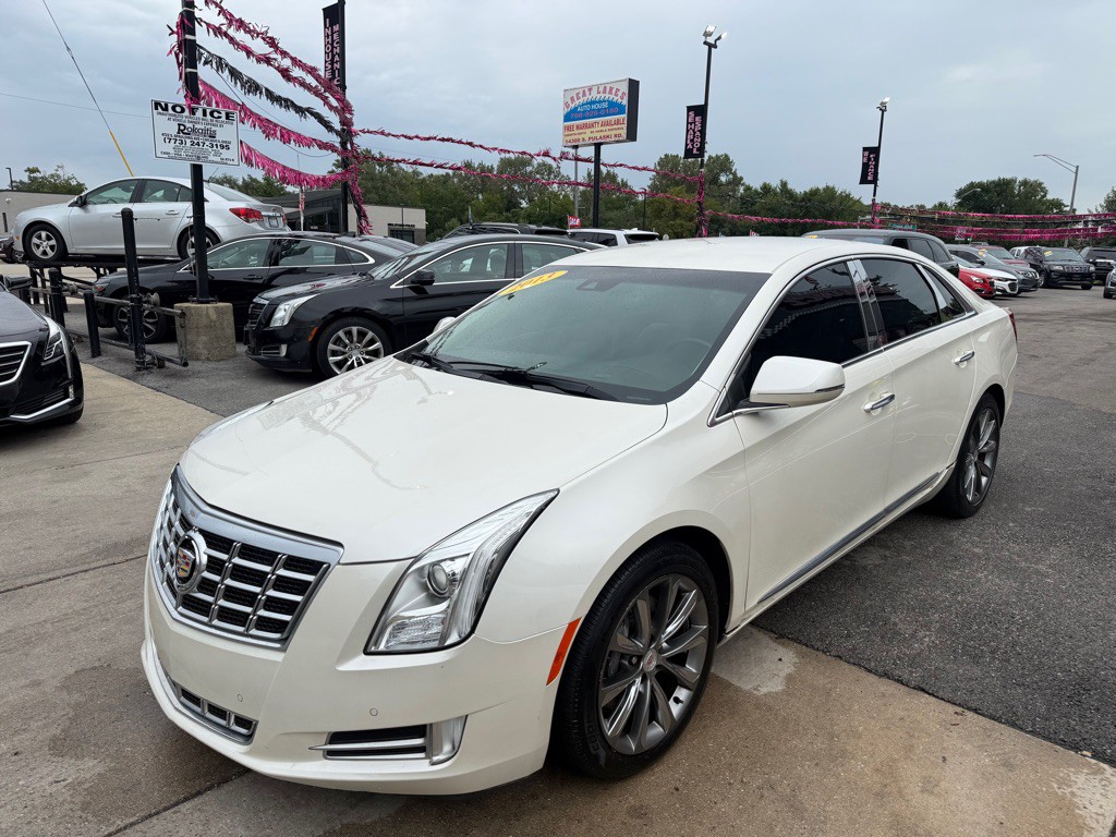 2013 Cadillac XTS Image 2