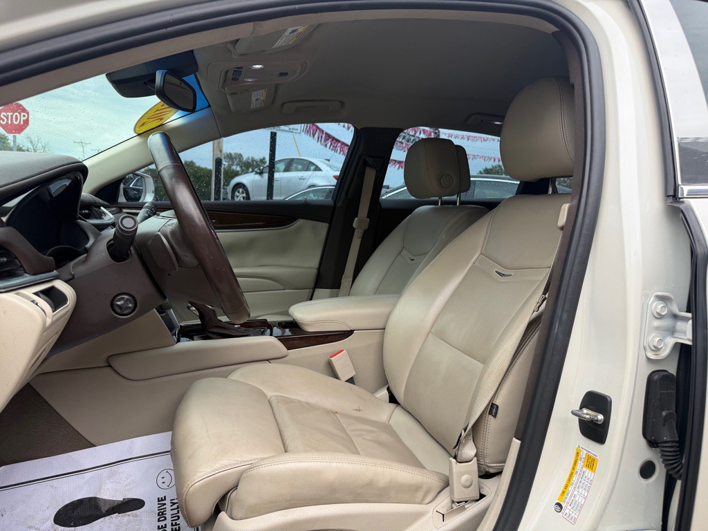 2013 Cadillac XTS Image 5