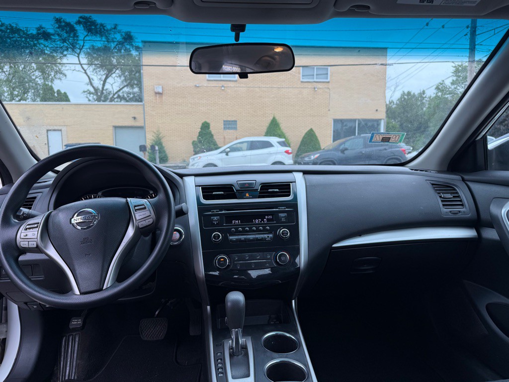 2015 Nissan Altima Image 6