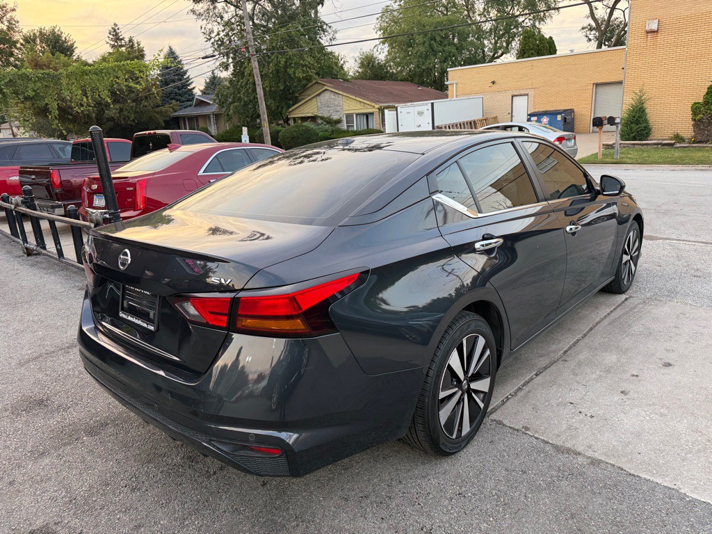 2022 Nissan Altima Image 4