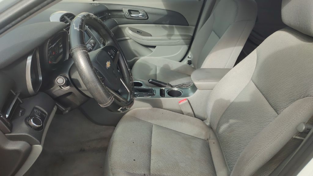 2015 Chevrolet Malibu Image 7