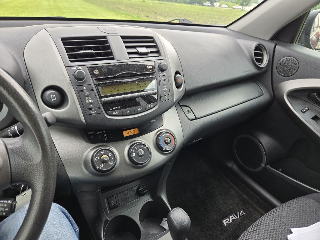 2011 Toyota Rav4 Image 12
