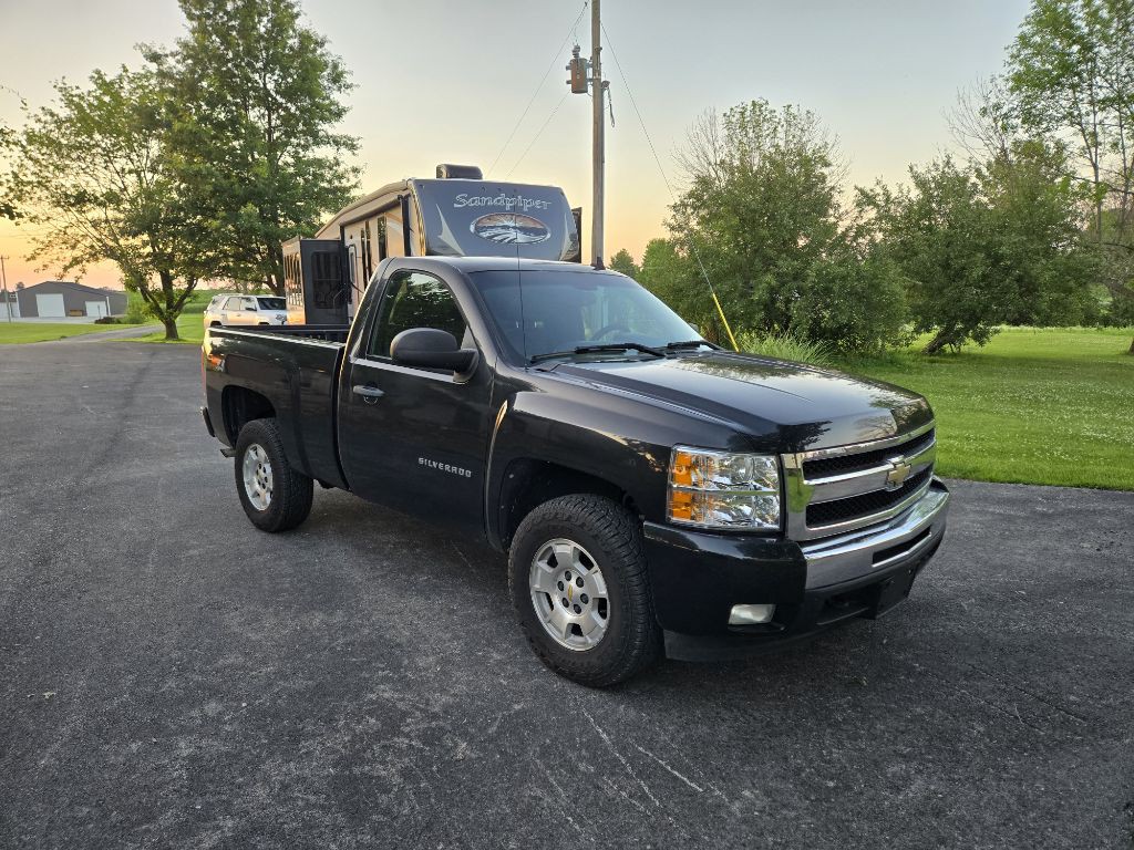 2010 Chevrolet Silverado 1500 Image 19