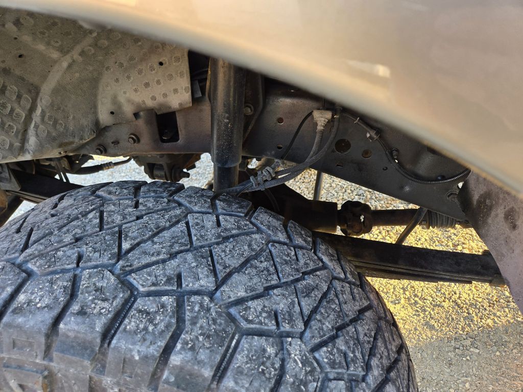 2004 Ford F-250 Image 18