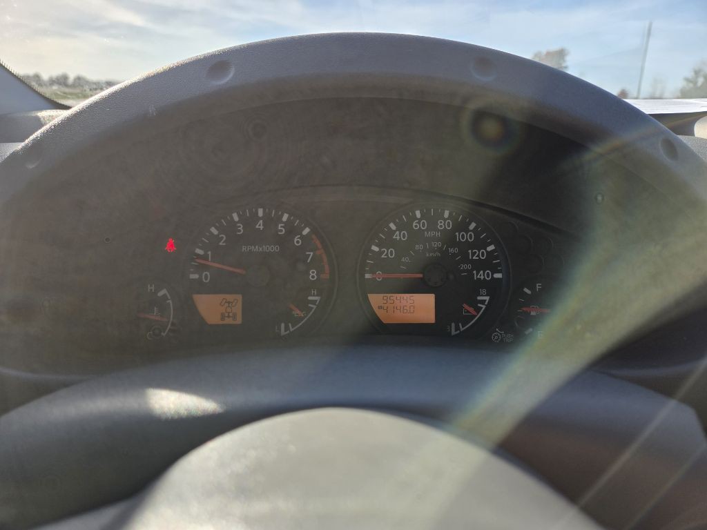 2016 Nissan Frontier Image 6