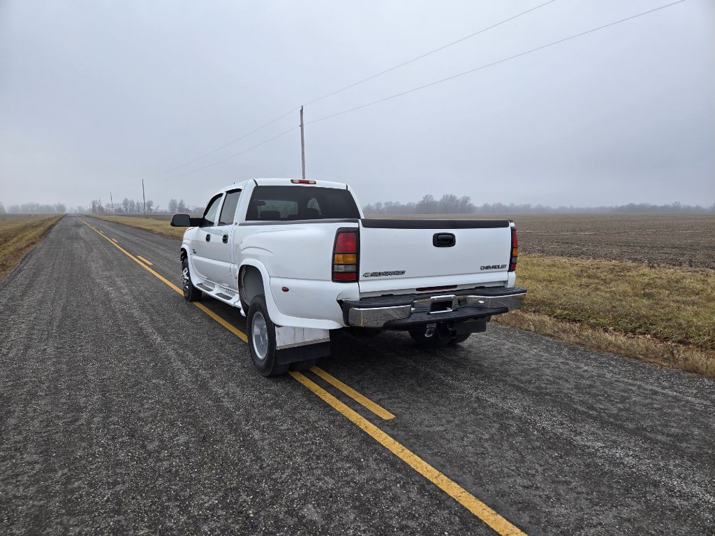 2004 Chevrolet Silverado 1500 Image 30