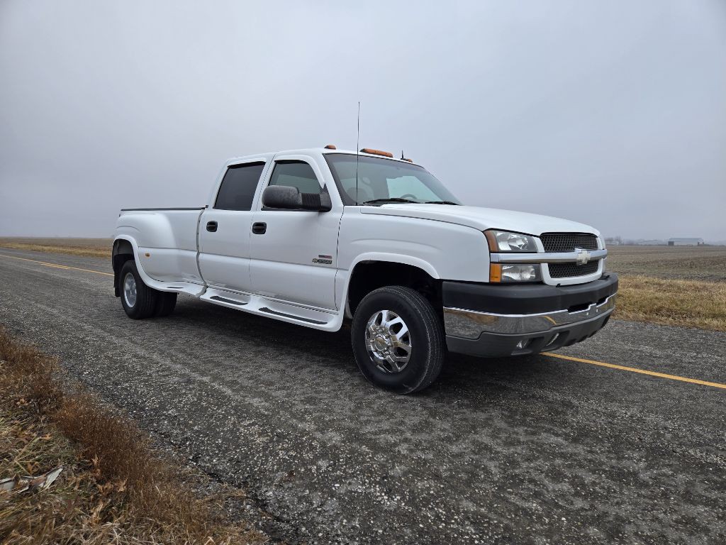 2004 Chevrolet Silverado 1500 Image 108
