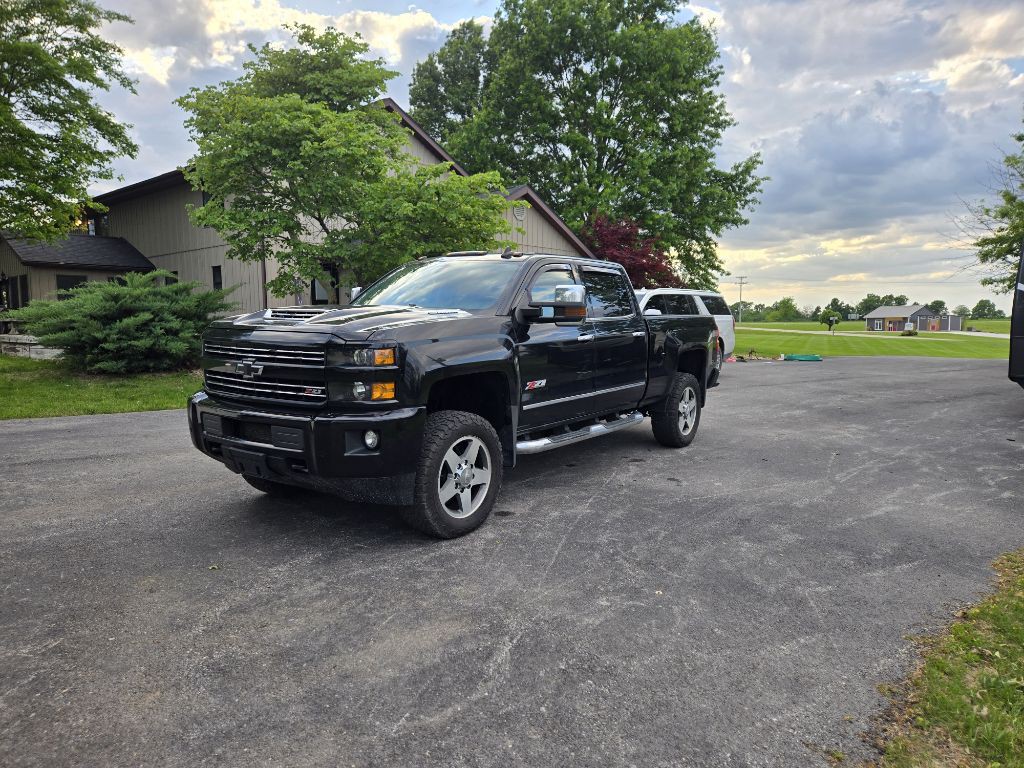2019 Chevrolet Silverado 1500 Image 3