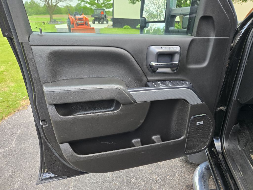2019 Chevrolet Silverado 1500 Image 16