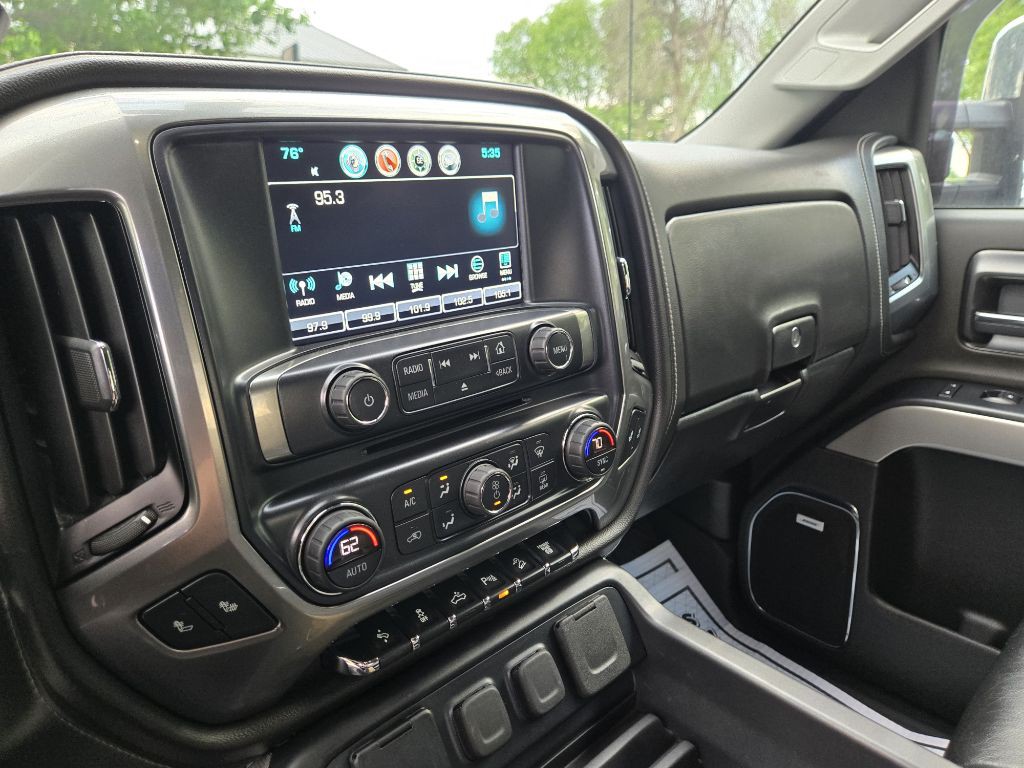 2019 Chevrolet Silverado 1500 Image 17