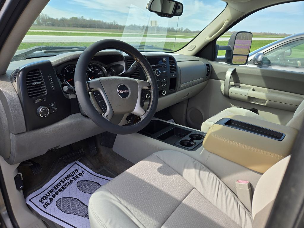2008 GMC Sierra Image 13