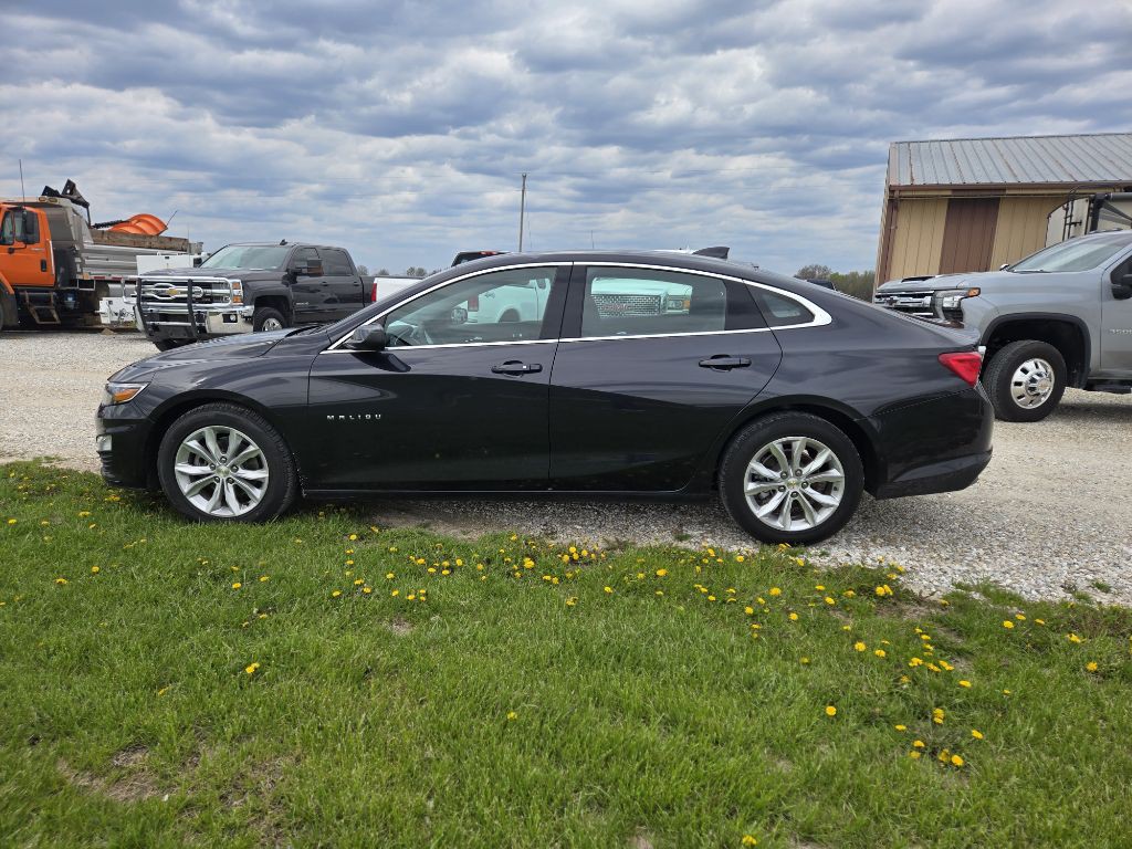 2023 Chevrolet Malibu Image 3
