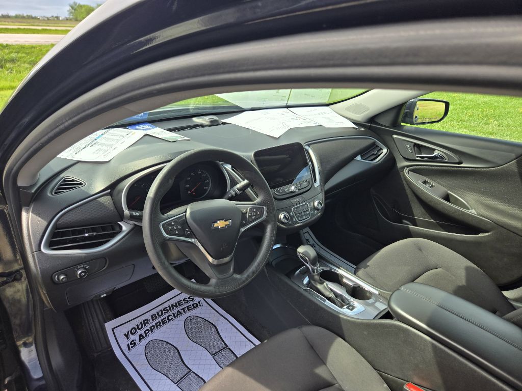 2023 Chevrolet Malibu Image 16