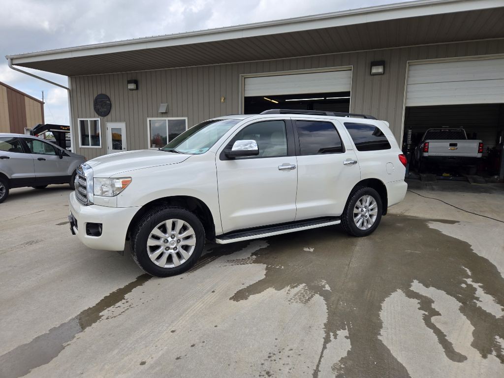 2016 Toyota Sequoia Image 5