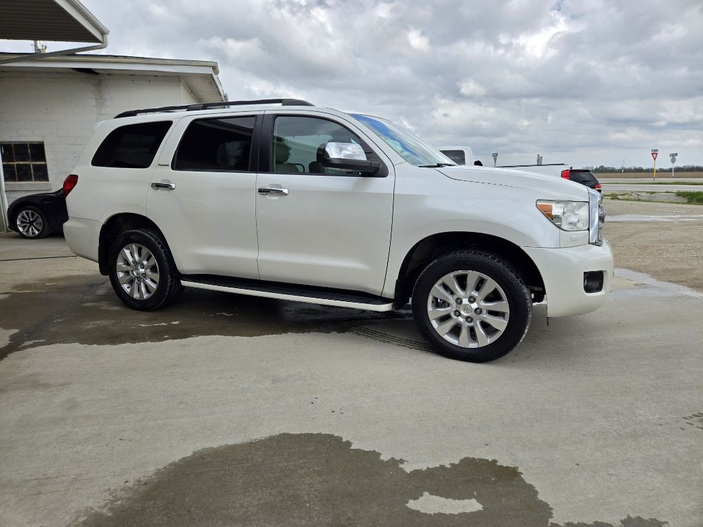 2016 Toyota Sequoia Image 7