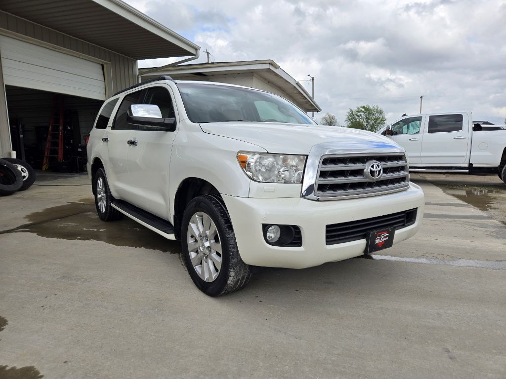 2016 Toyota Sequoia Image 9
