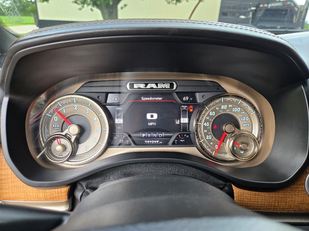 2019 RAM 1500 Image 6