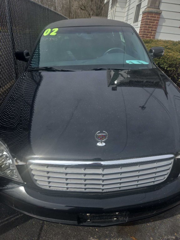 2002 Cadillac Limousine Image 1