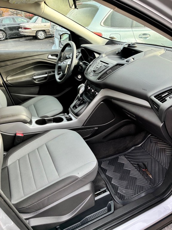 2015 Ford Escape Image 9