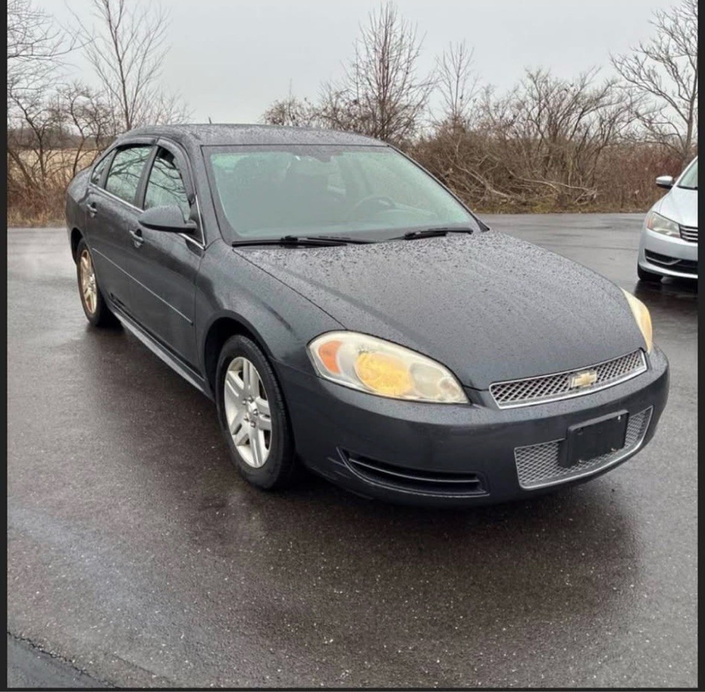 2013 Chevrolet Impala Image 2