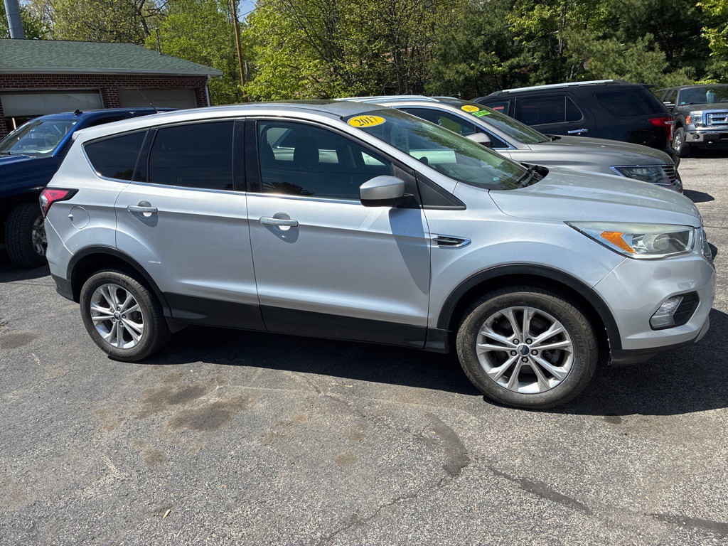 2017 Ford Escape Image 3