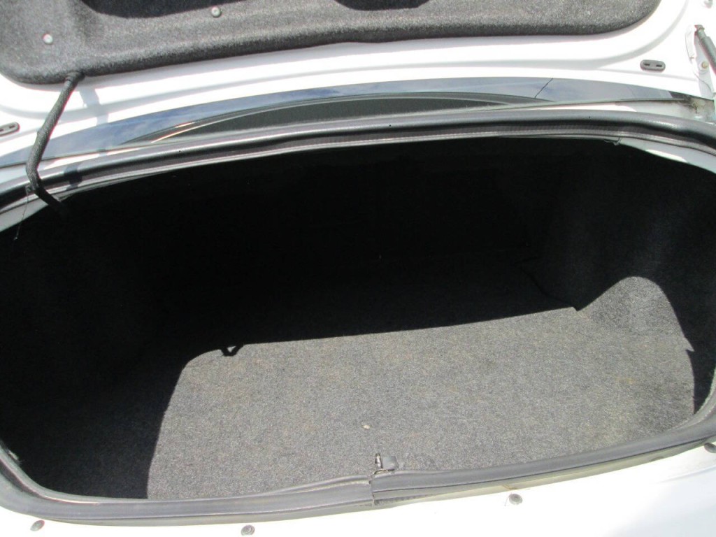 2012 Chrysler 200 Image 5