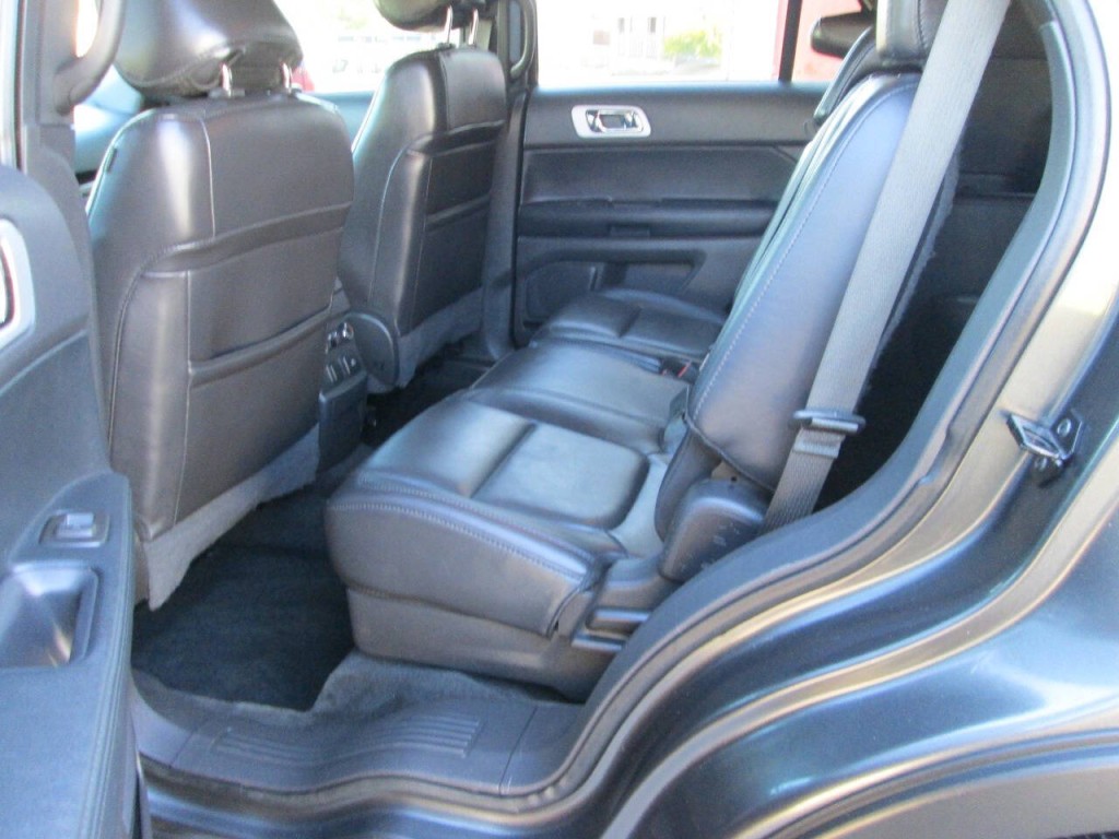 2015 Ford Explorer Image 10