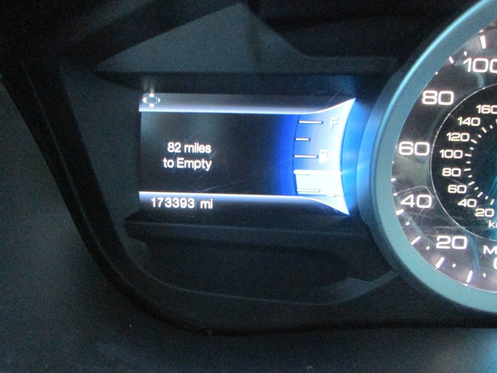 2015 Ford Explorer Image 16