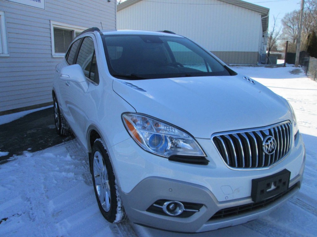 2016 Buick Enclave Image 2