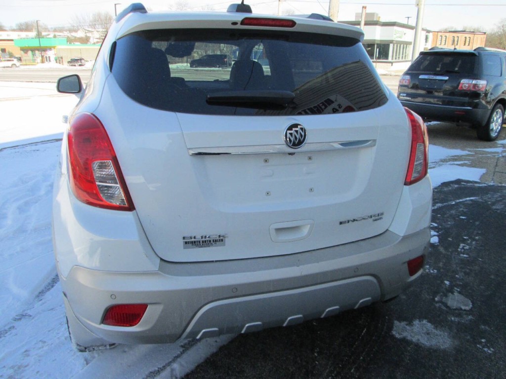 2016 Buick Enclave Image 3