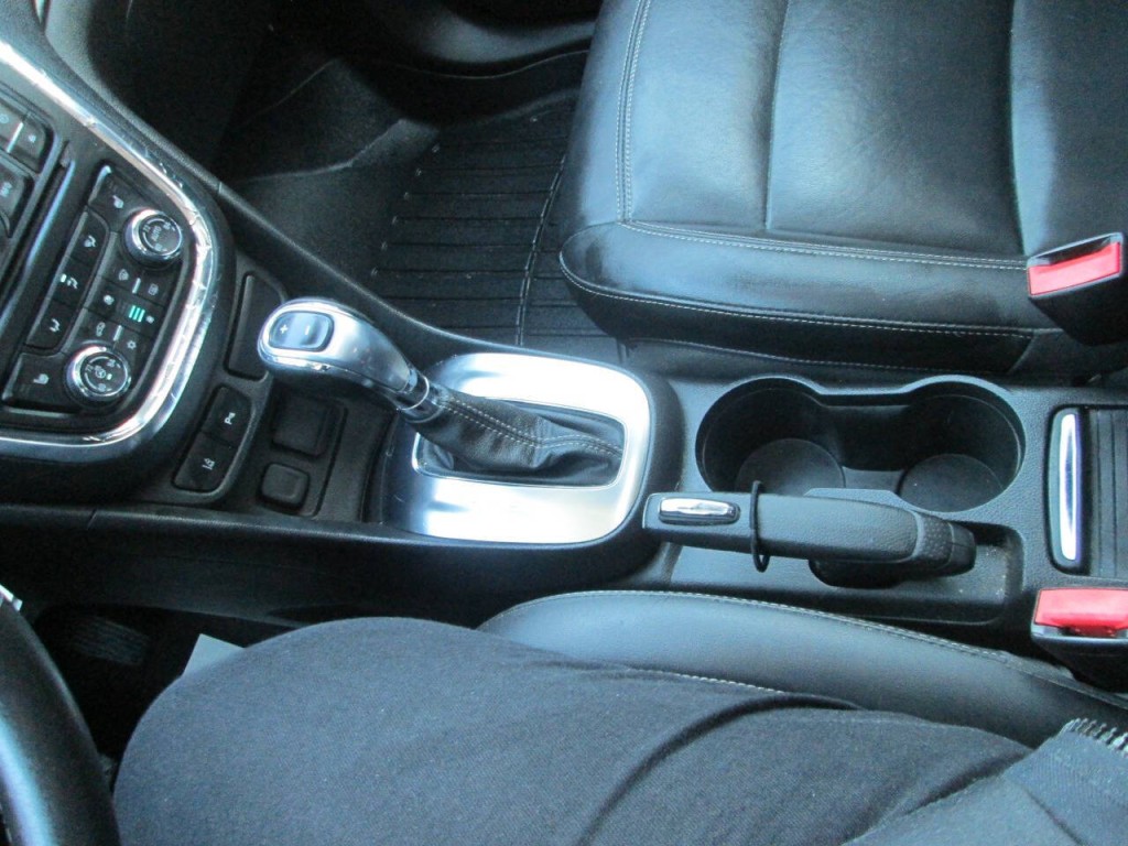 2016 Buick Enclave Image 13