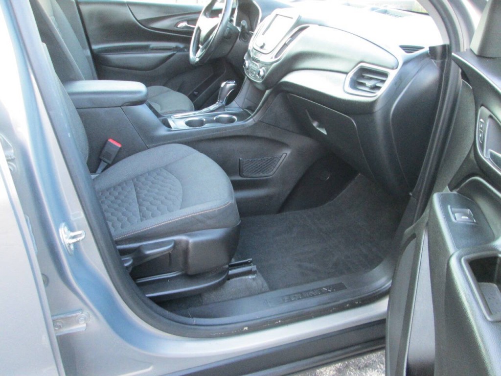 2018 Chevrolet Equinox Image 8