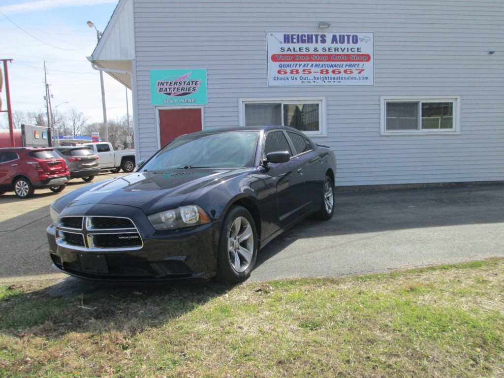 2011 Dodge Charger Image 2