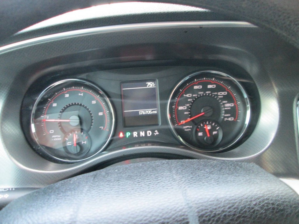 2011 Dodge Charger Image 14