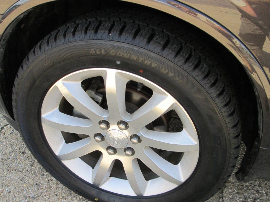 2017 Buick Enclave Image 6