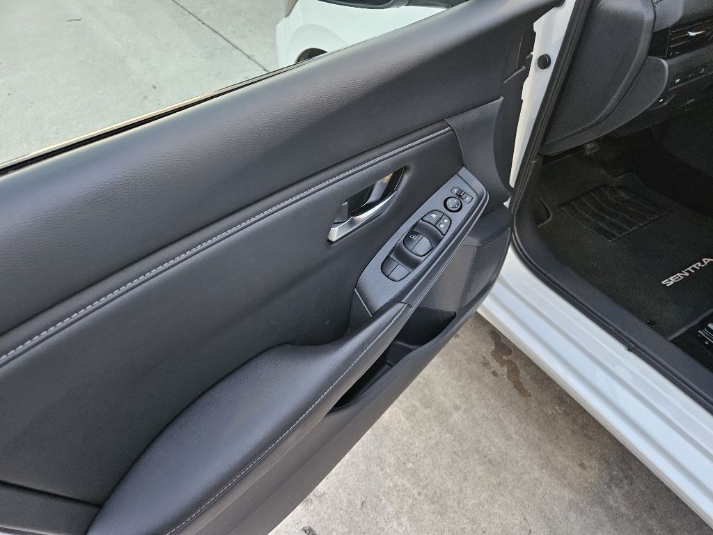 2025 Nissan Sentra Image 9