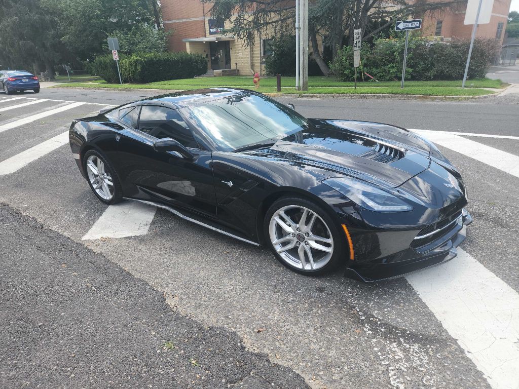 2018 Chevrolet Corvette Image 3