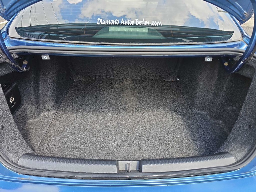 2016 Volkswagen Jetta Image 16