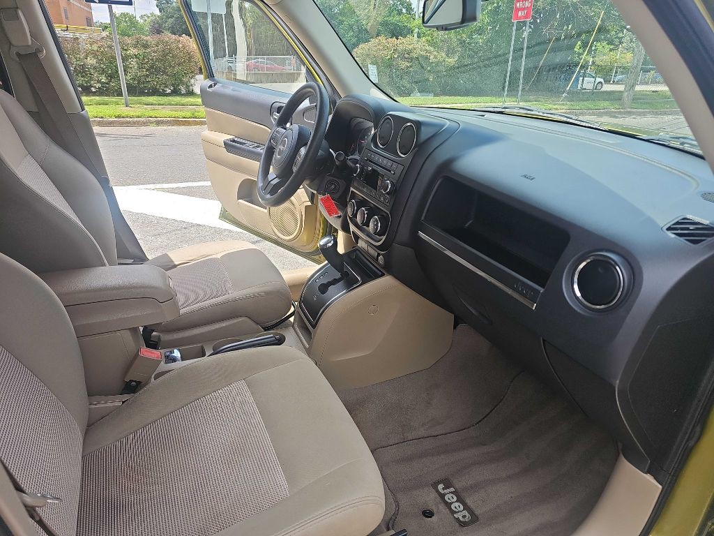 2012 Jeep Patriot Image 14