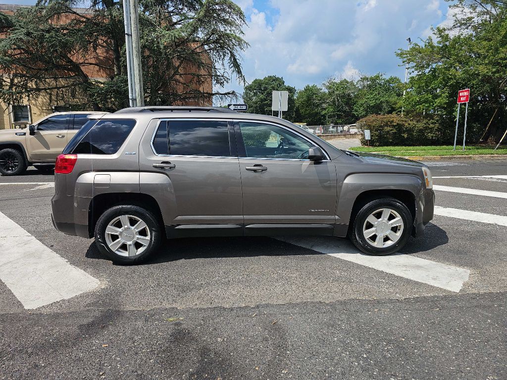 2011 GMC Terrain Image 4