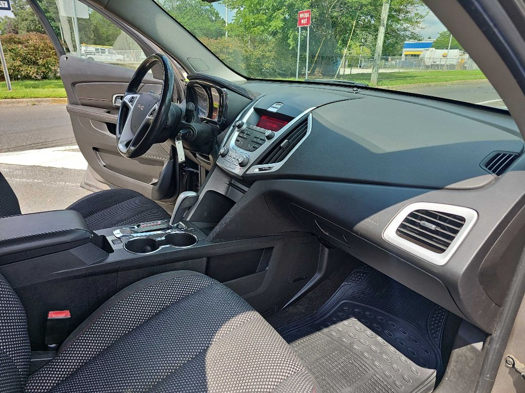 2011 GMC Terrain Image 12