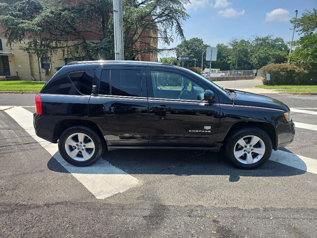 2011 Jeep Compass Image 4