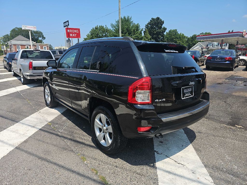 2011 Jeep Compass Image 7