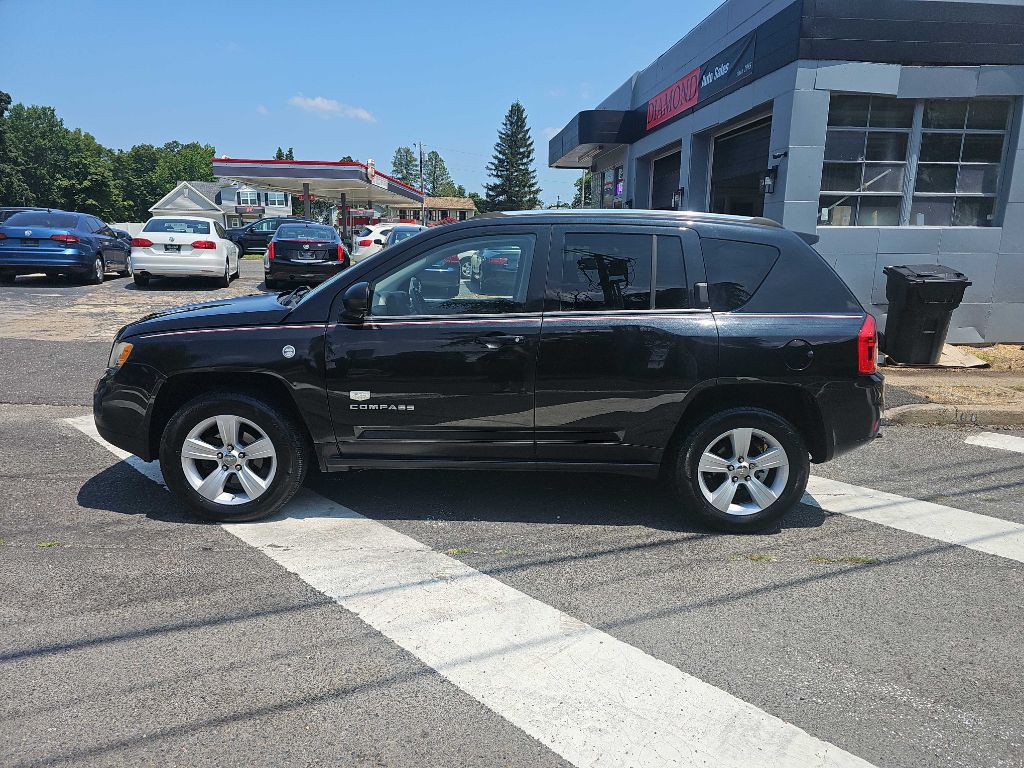2011 Jeep Compass Image 8