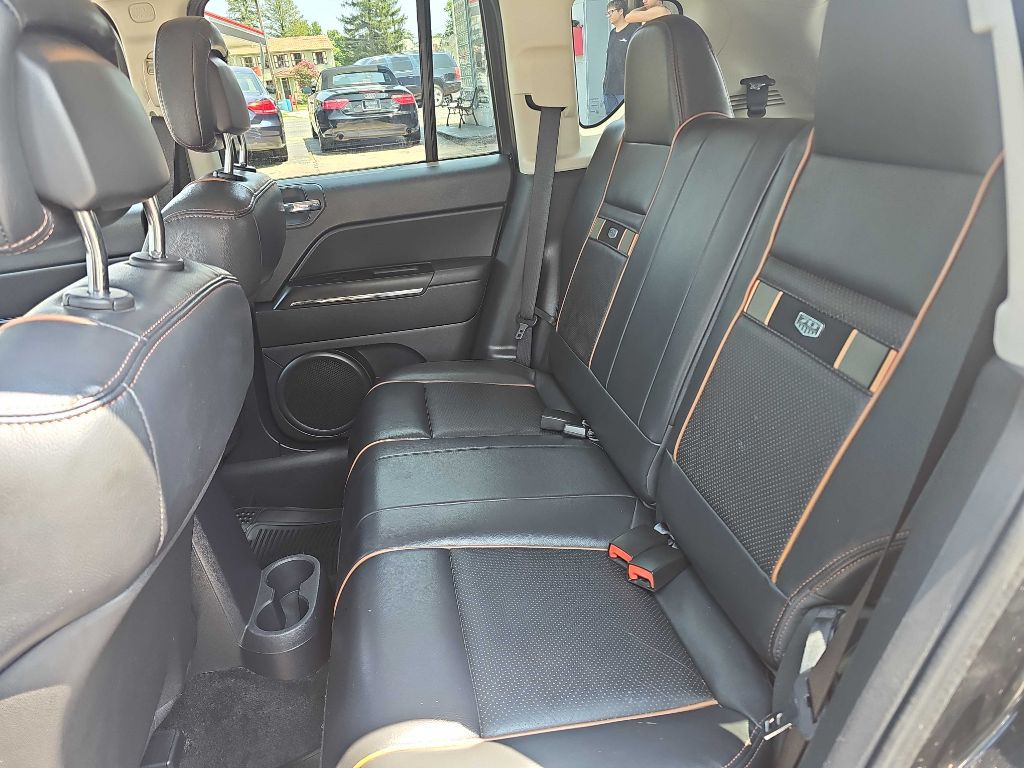 2011 Jeep Compass Image 14