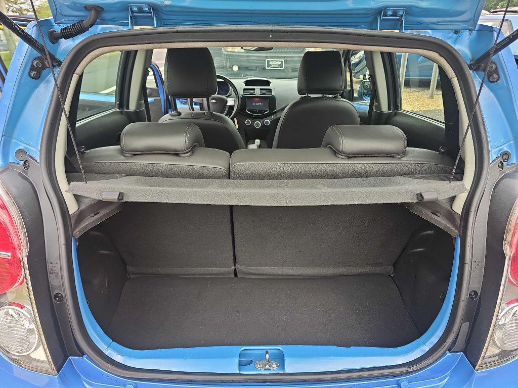 2015 Chevrolet Spark Image 15