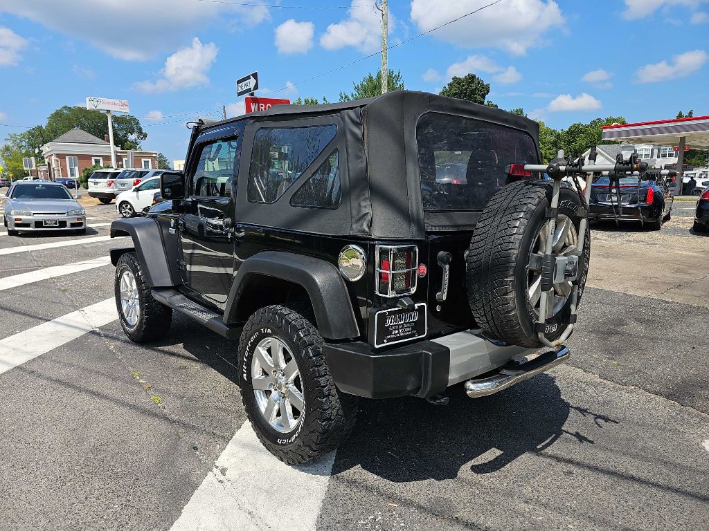 2011 Jeep Wrangler Image 7