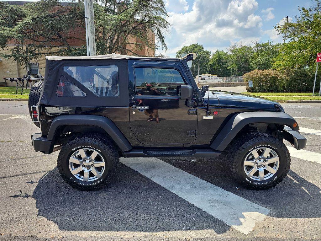 2011 Jeep Wrangler Image 5