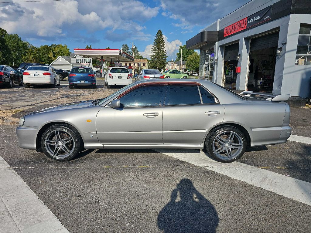 2000 Nissan Skyline Image 8