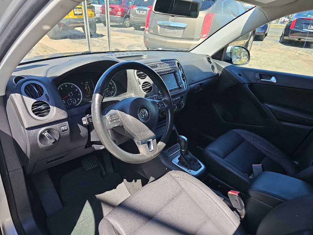 2015 Volkswagen Tiguan Image 9